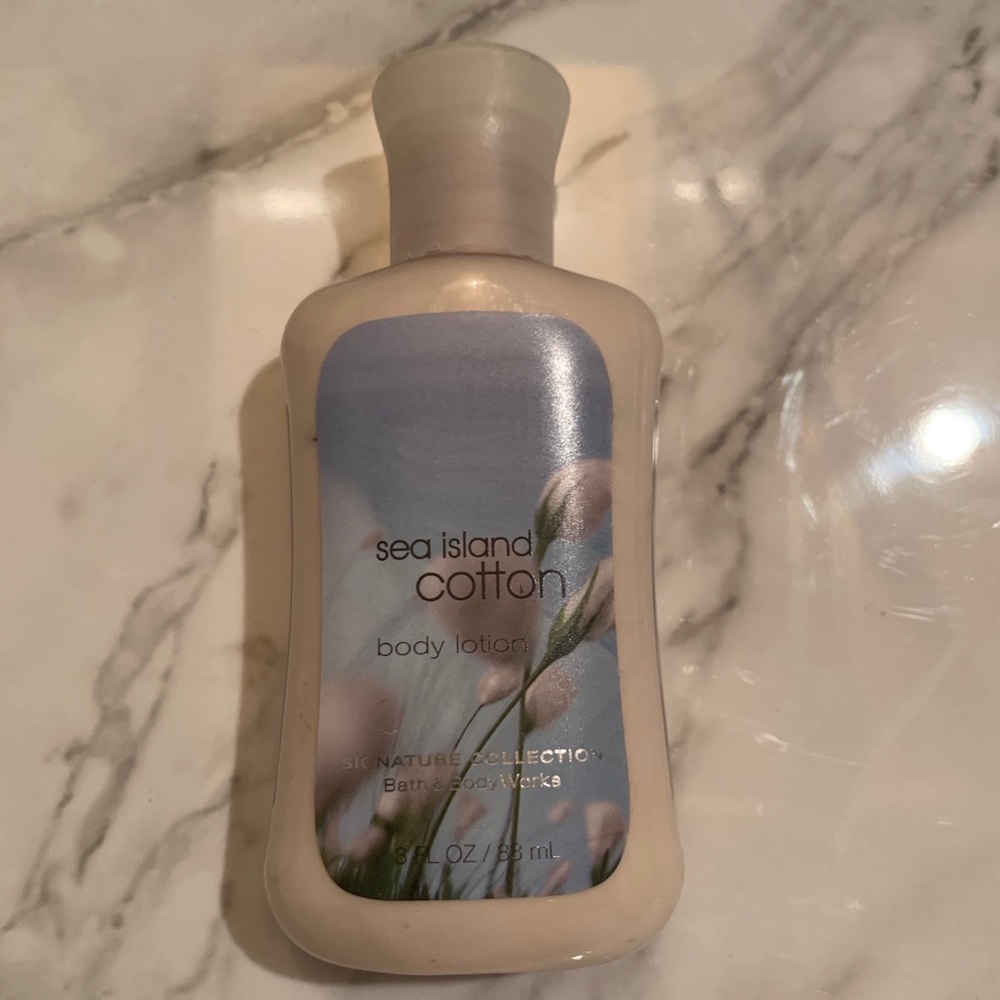 Bath & Body Works Lotion Sea Island Cotton